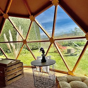 dme-insolite-parc-rgional-du-pilat.hotels-rhonealpes.com/